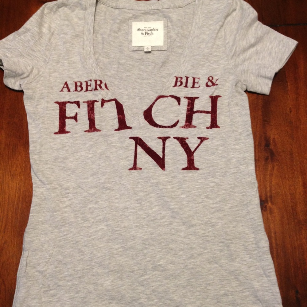 Grey short sleeve Tee